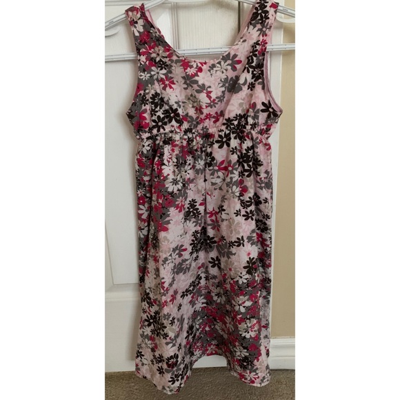 Pretty floral summer dress - Picture 2 of 3